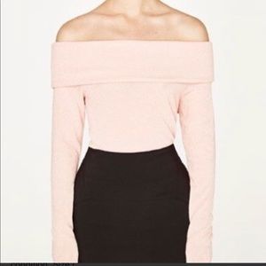 *NWT* Zara Off-The-Shoulder Sweater